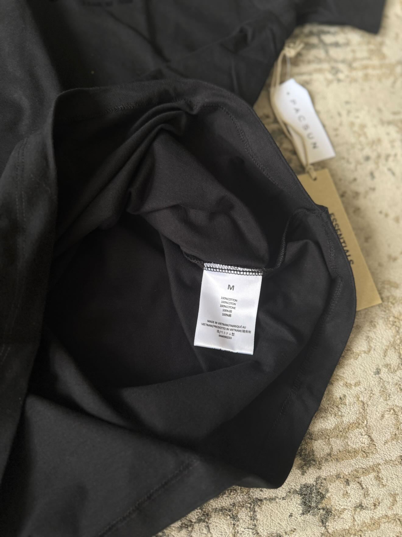 Fear of God Essentials Tee-Shirt SS22 — Stretch Limo
