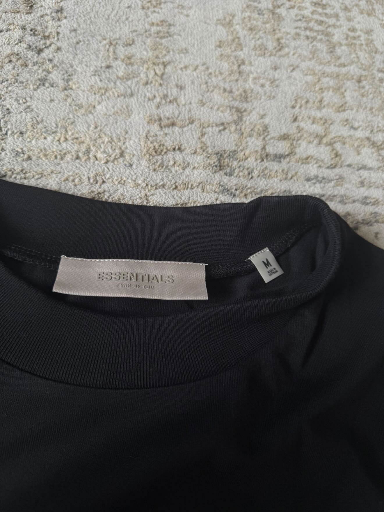 Fear of God Essentials Tee-Shirt SS22 — Stretch Limo