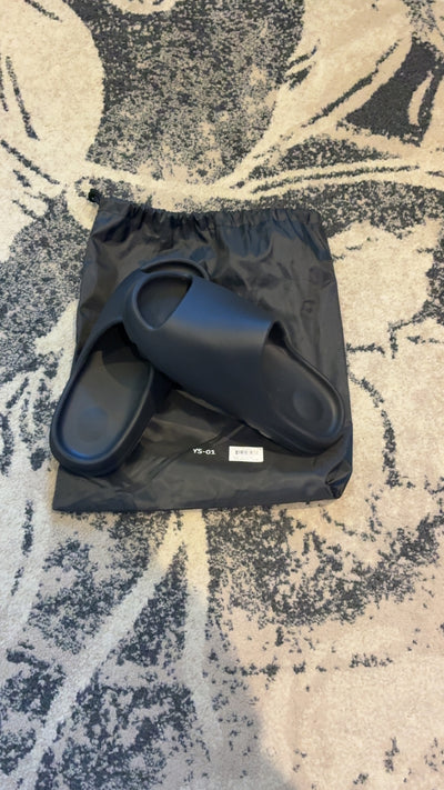 YS-01 YEEZY Slides -Black